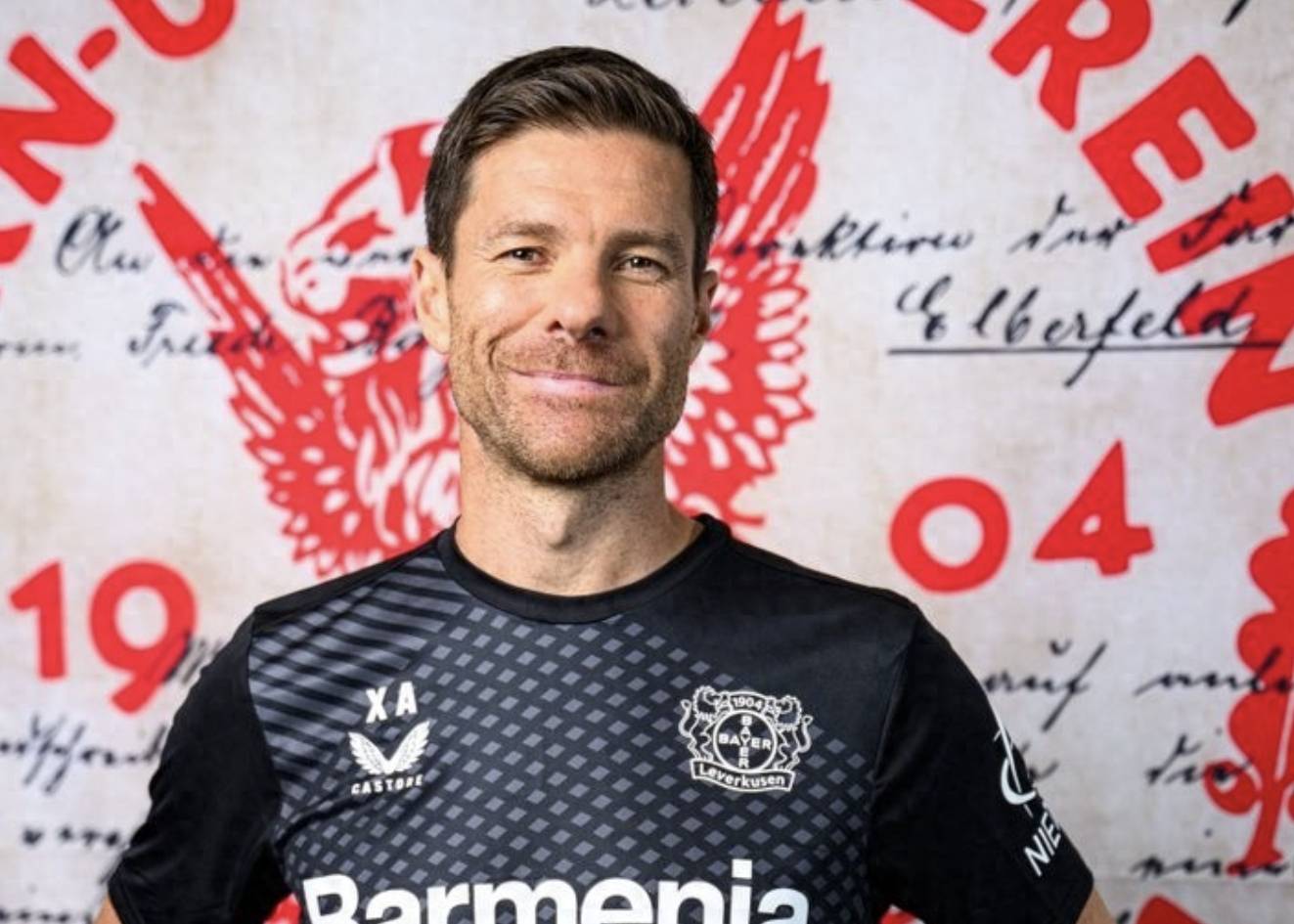 亨廷堡球队士气高昂，奋力冲刺德甲冠军的简单介绍