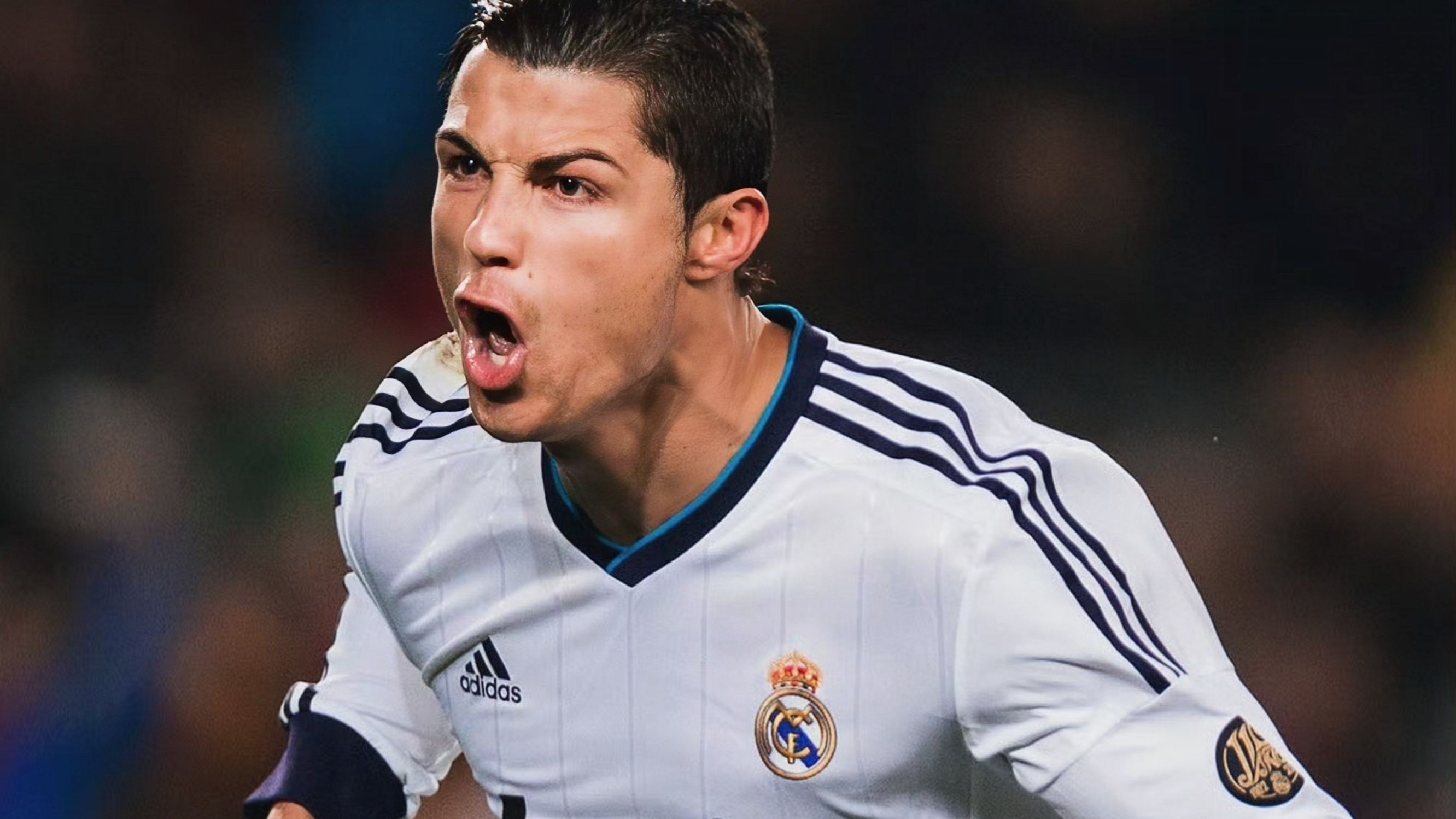 包含C罗在掘金比赛中险胜，重返赛场引发热议！的词条